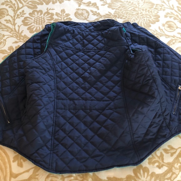 Tracy Negoshian Reversible Vest - Picture 7 of 10